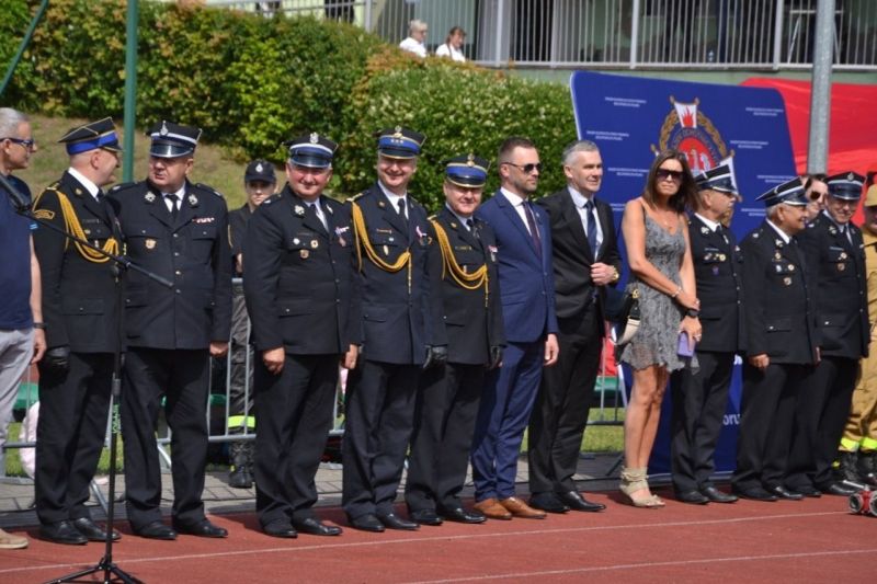 Rozpoczęscie zawodów MDP na zdjęciu widoczni zaproszeni goście.