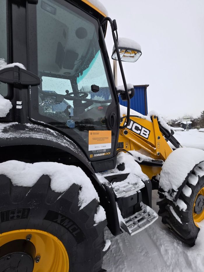 Koparko-ładowarka JCB #1